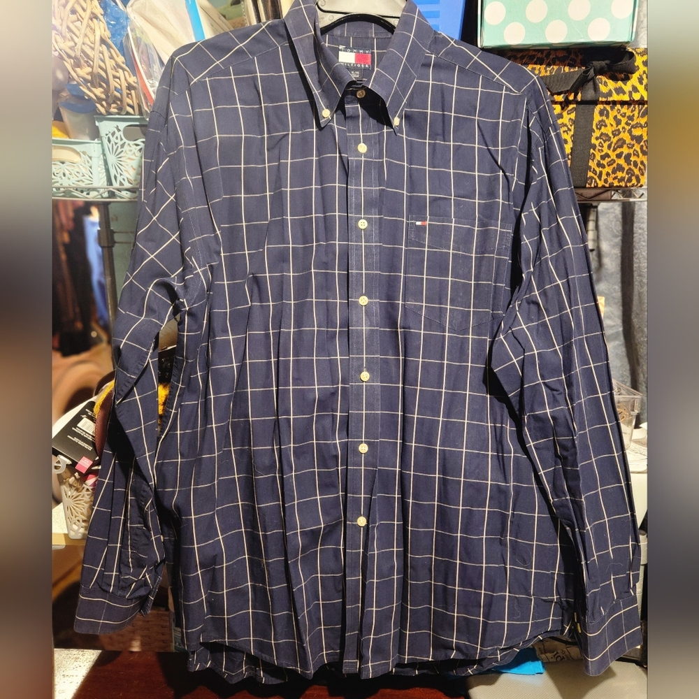 Tommy Hilfiger Men's button down shirt size XL